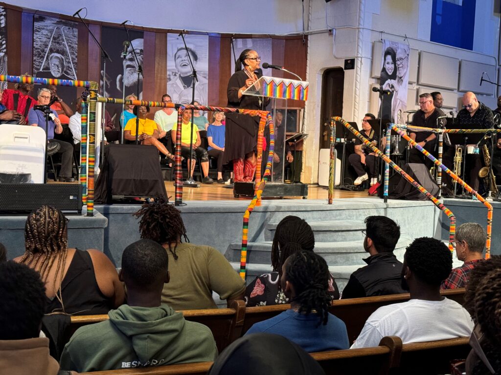 Dr Gina speaks and celebration to HBCU students